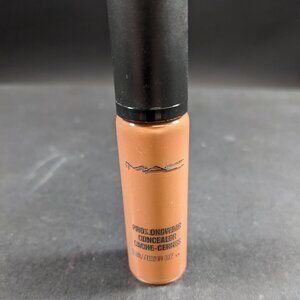MAC Pro Longwear Concealer NW40